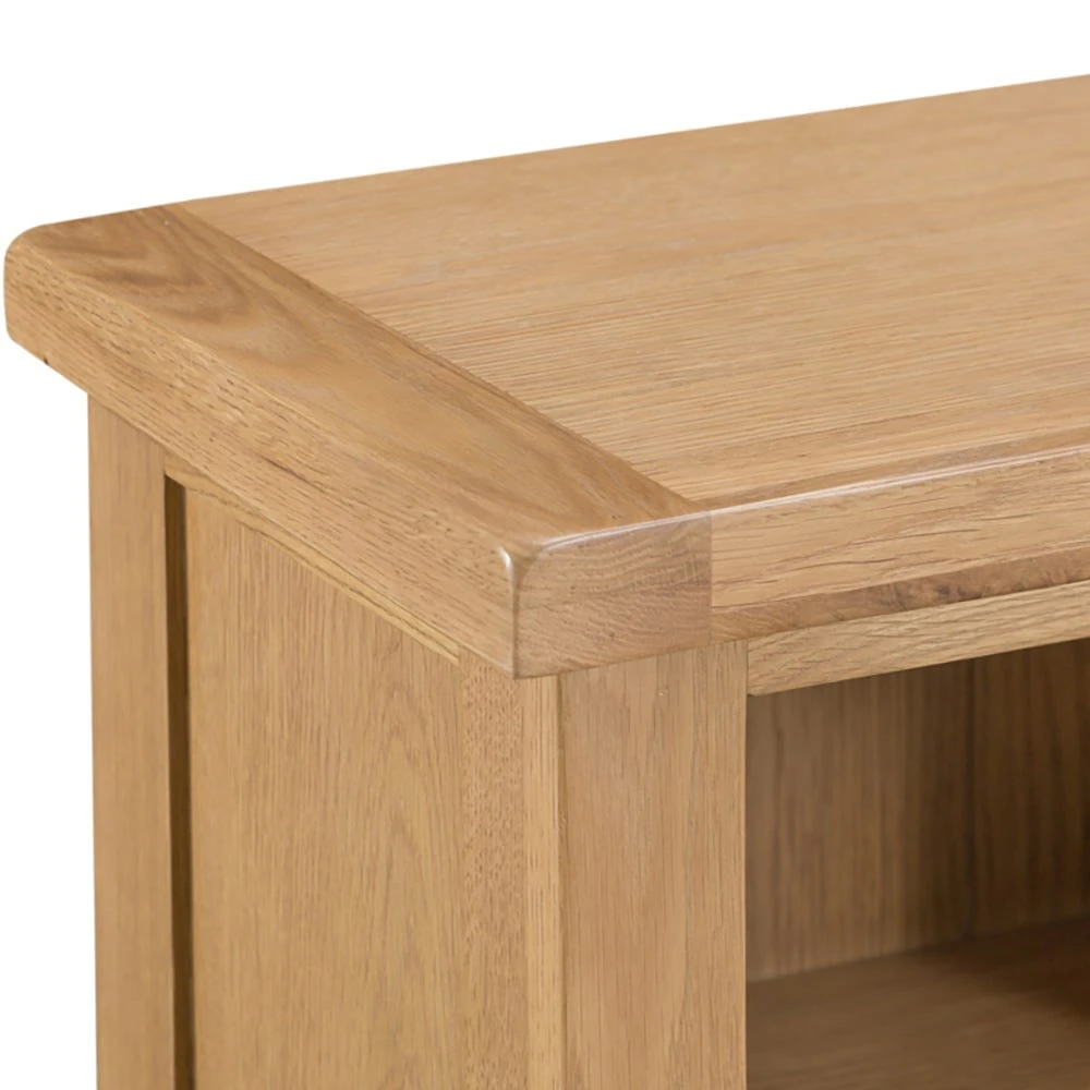 Winchester Oak Small Narrow Bookcase 7 Winchester Oak Small Narrow Bookcase - Image 5