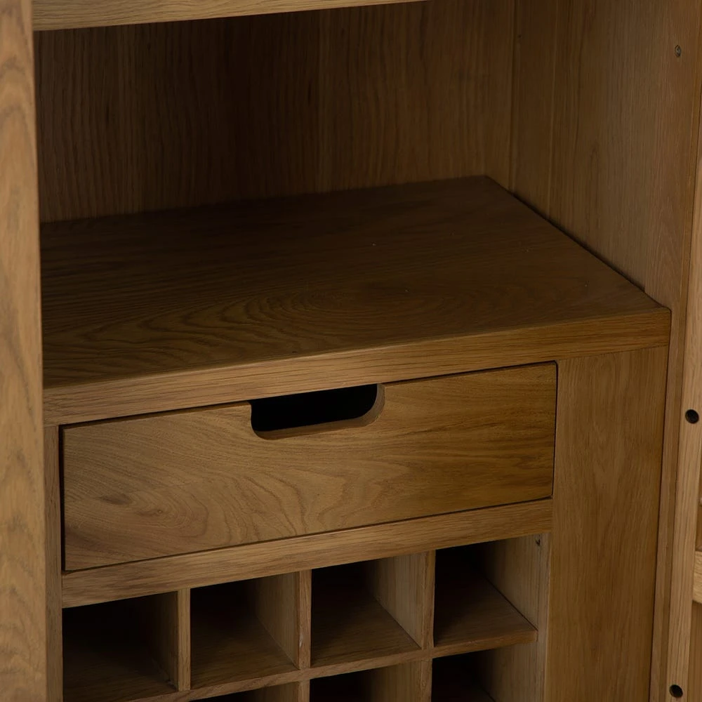 Winchester Oak Slim Larder Unit 7 Winchester Oak Slim Larder Unit - Image 5