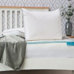 Tranquility Classic Moulded Pillow