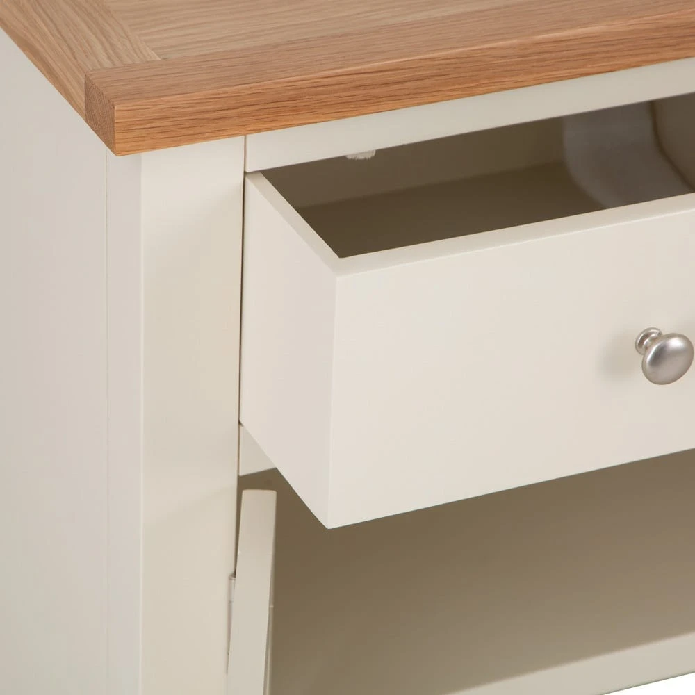 Salisbury Ivory Painted Oak Small 2 Door Sideboard 7 Salisbury Ivory Painted Oak Small 2 Door Sideboard - Image 5