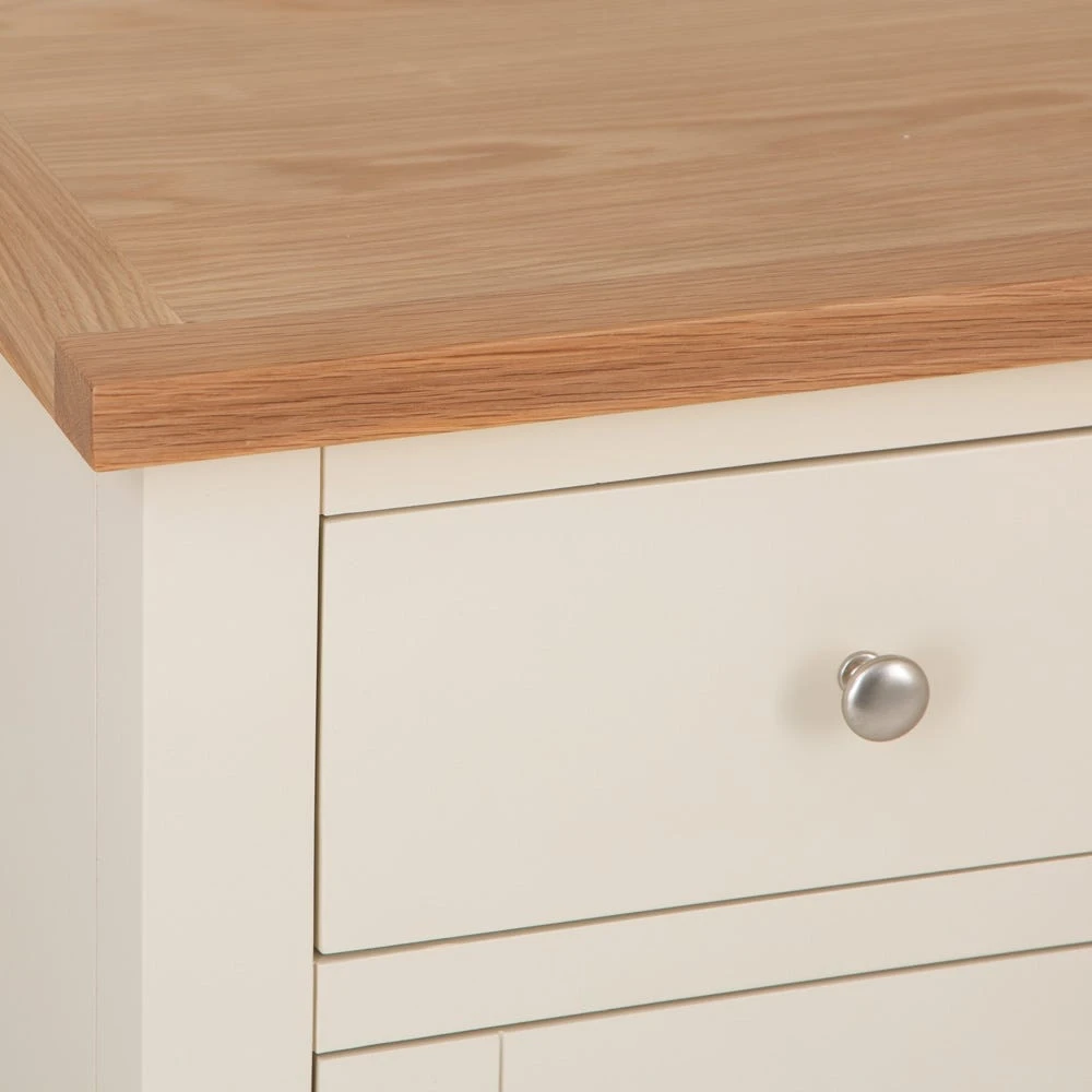 Salisbury Ivory Painted Oak Small 2 Door Sideboard 6 Salisbury Ivory Painted Oak Small 2 Door Sideboard - Image 4