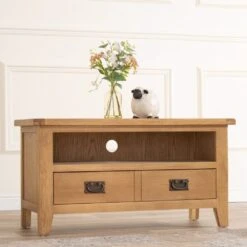 Rustic Oak Small TV Unit
